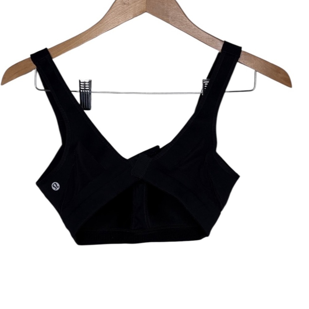 Lululemon Black Full Support Convertible Sports Bra Women Size D32 BLEMISH - Picture 6 of 6